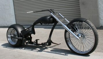 N379 MMW FAT DADDY 300 PRO-STREET SOFTAIL , 26 FRONT ,FAT SPOKES